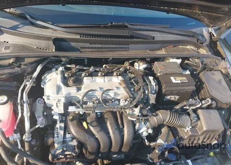 2022 Toyota Corolla Le z USA, uszkodzony, nr VIN 5YFEPMAE7NP309108